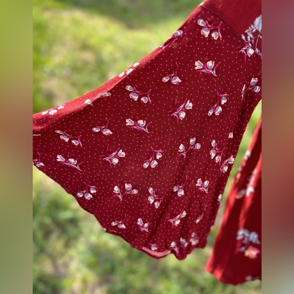 Free People Bohemian Open Back Floral Print Angel Sleeve Blouse Top Size Small - Picture 5 of 8